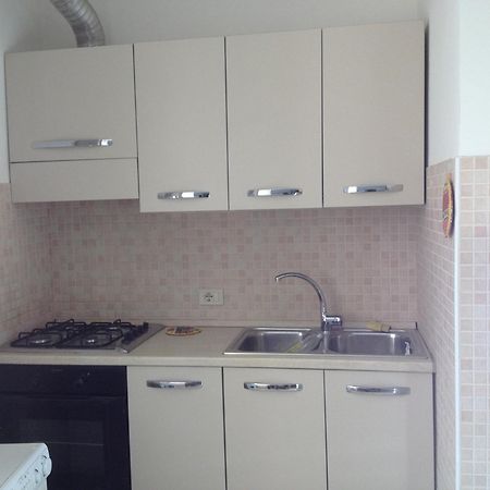 Residence Villa Carmen Fronte Mare A 50 Mt 피에트라리구레 외부 사진