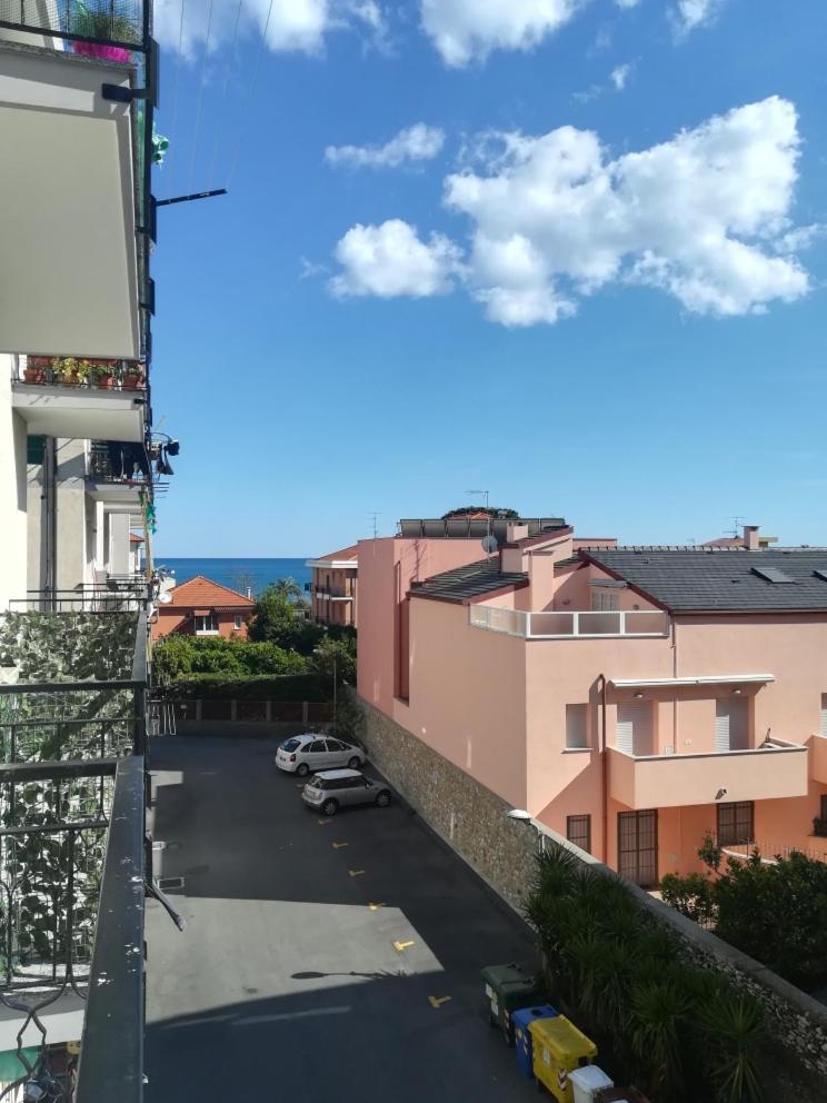 Residence Villa Carmen Fronte Mare A 50 Mt 피에트라리구레 외부 사진