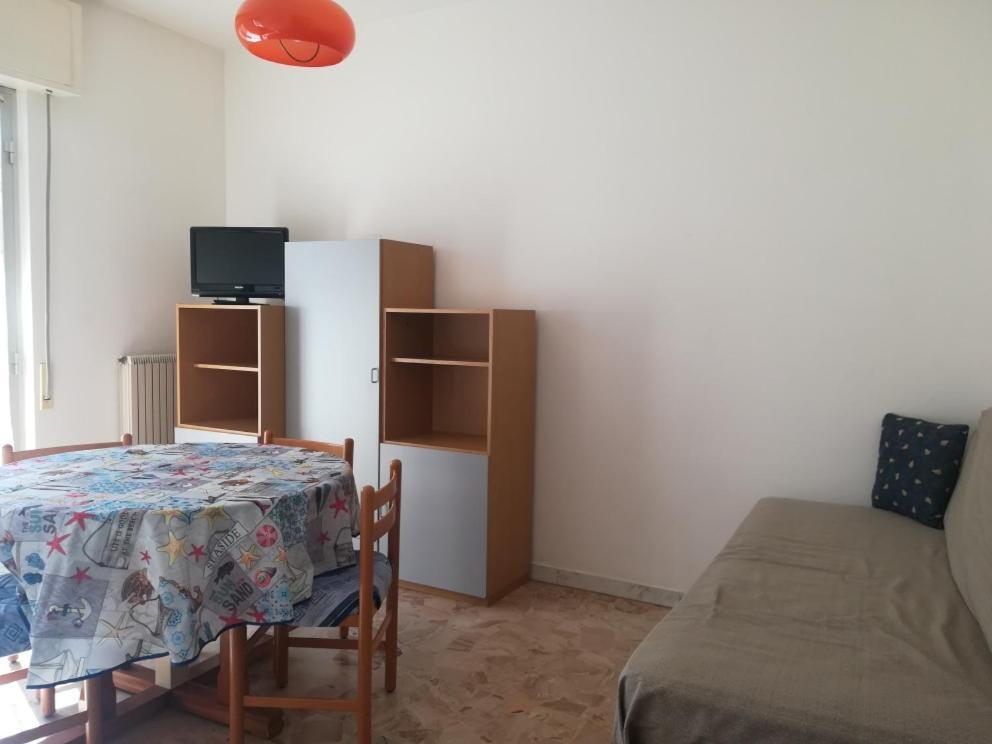 Residence Villa Carmen Fronte Mare A 50 Mt 피에트라리구레 외부 사진