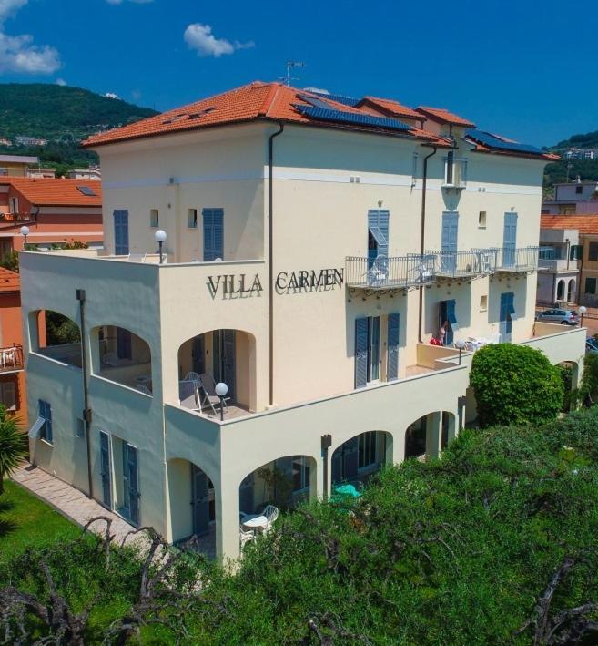 Residence Villa Carmen Fronte Mare A 50 Mt 피에트라리구레 외부 사진
