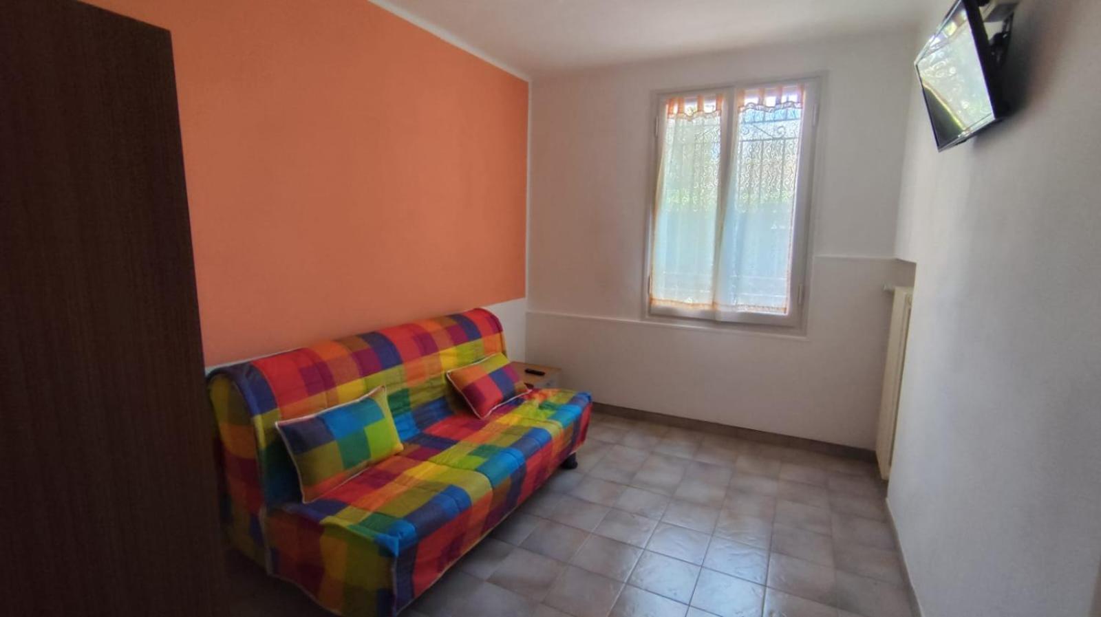 Residence Villa Carmen Fronte Mare A 50 Mt 피에트라리구레 외부 사진