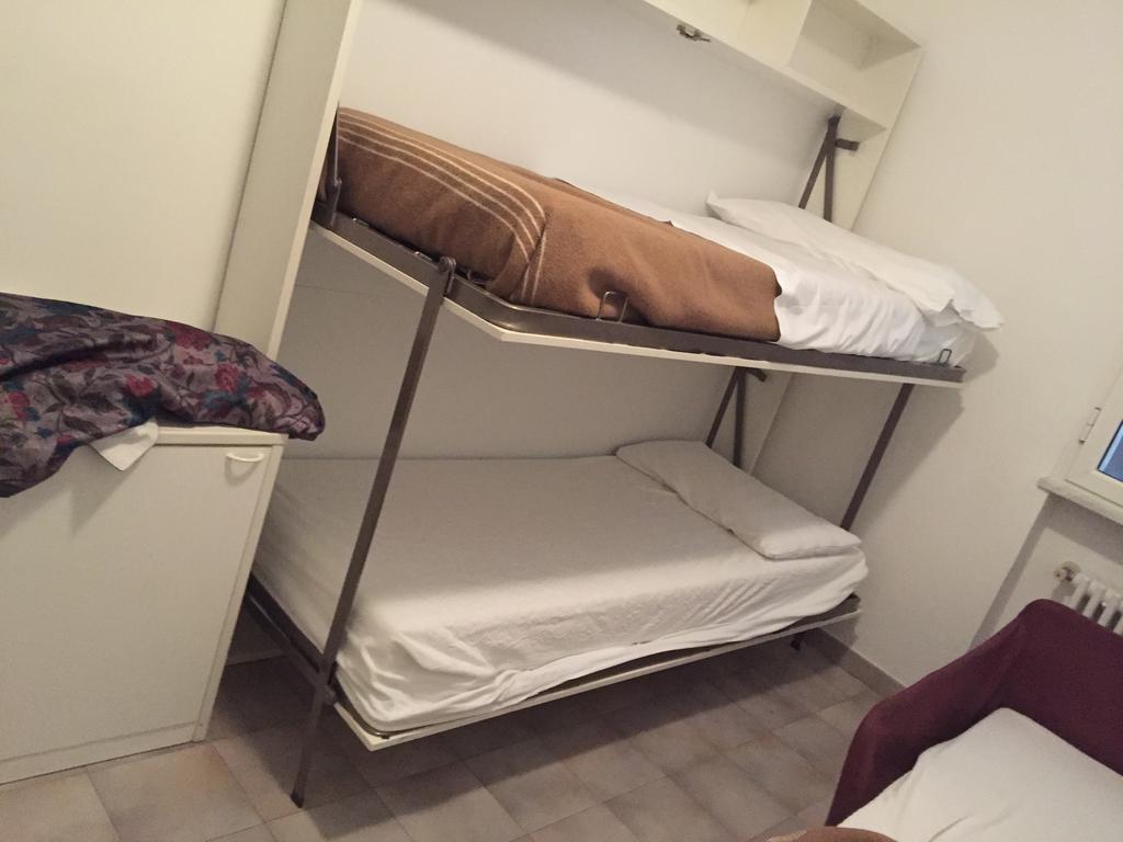 Residence Villa Carmen Fronte Mare A 50 Mt 피에트라리구레 외부 사진