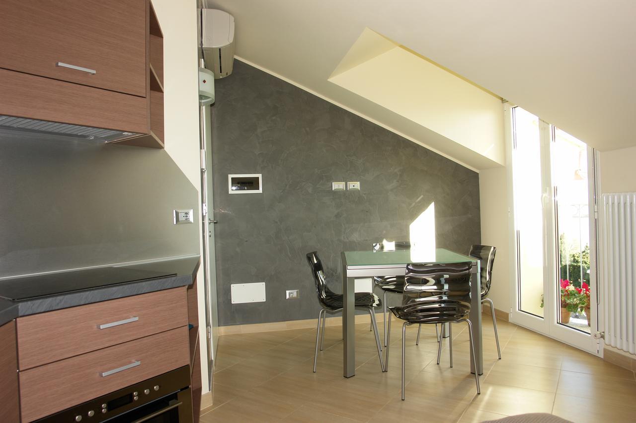 Residence Villa Carmen Fronte Mare A 50 Mt 피에트라리구레 외부 사진